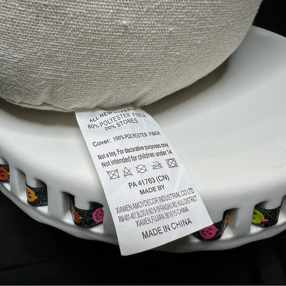 Hallow Home Halloween Weighted Witch Ghost w/ Pastel Pink Bows & BOO Banner - Picture 12 of 12